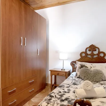 Vv El Alpendre Villa *